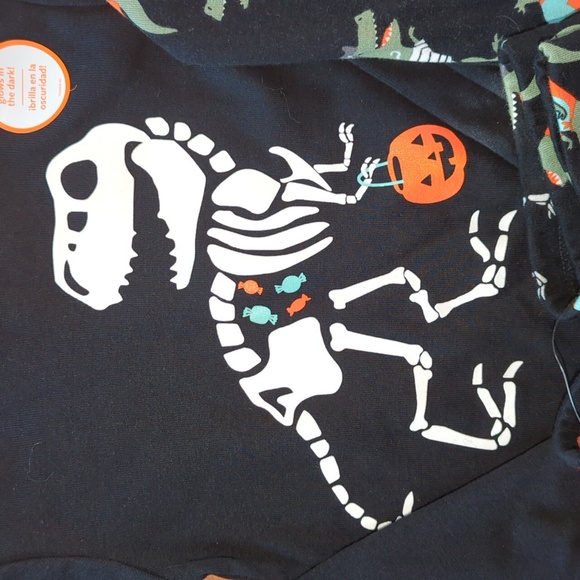 NEW 4 Piece Halloween Dinosaur Pajamas 4T - Picture 3 of 7